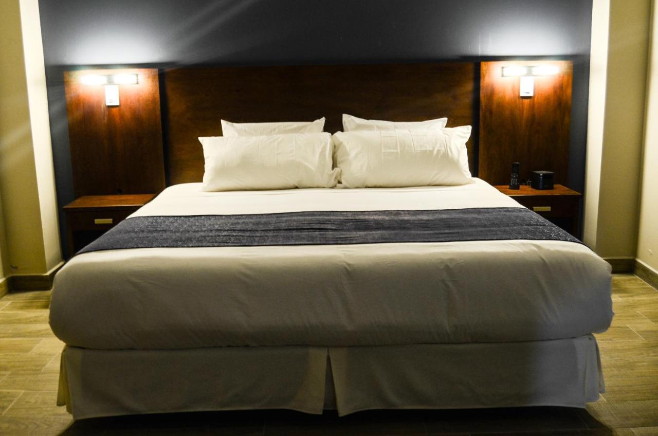 Hotel San Agustin Plaza Latacunga Eksteriør billede