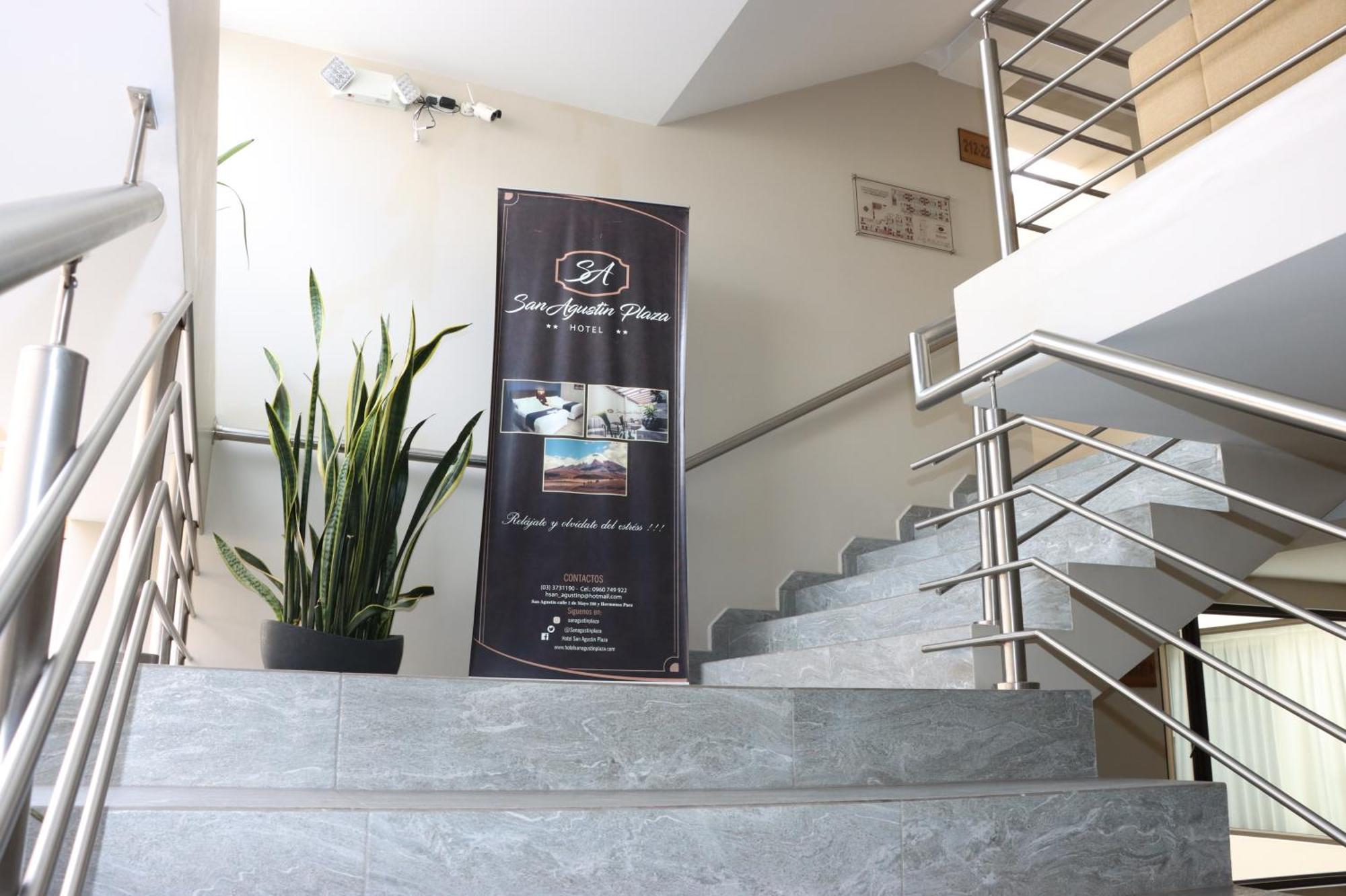 Hotel San Agustin Plaza Latacunga Eksteriør billede