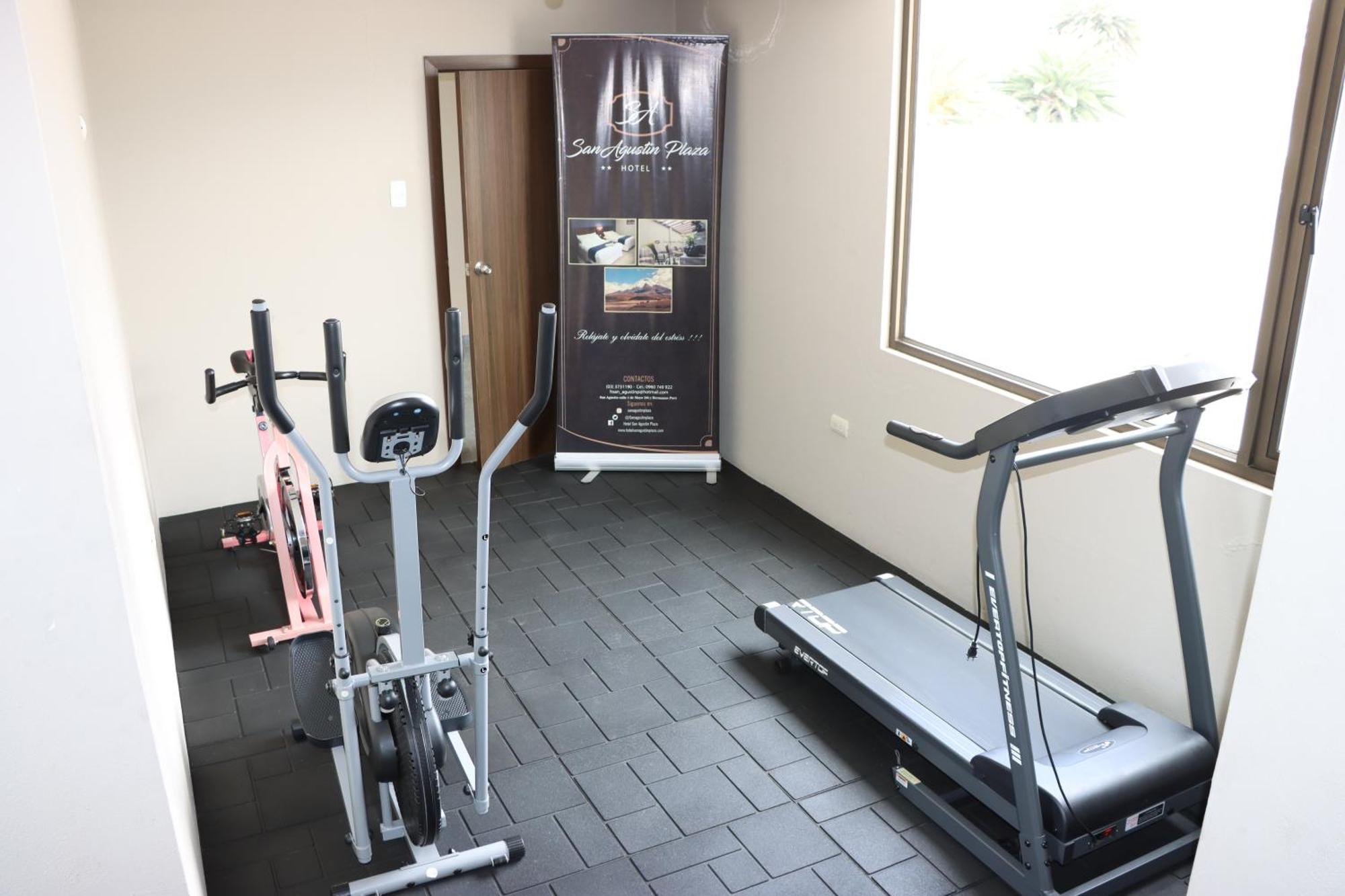 Hotel San Agustin Plaza Latacunga Eksteriør billede