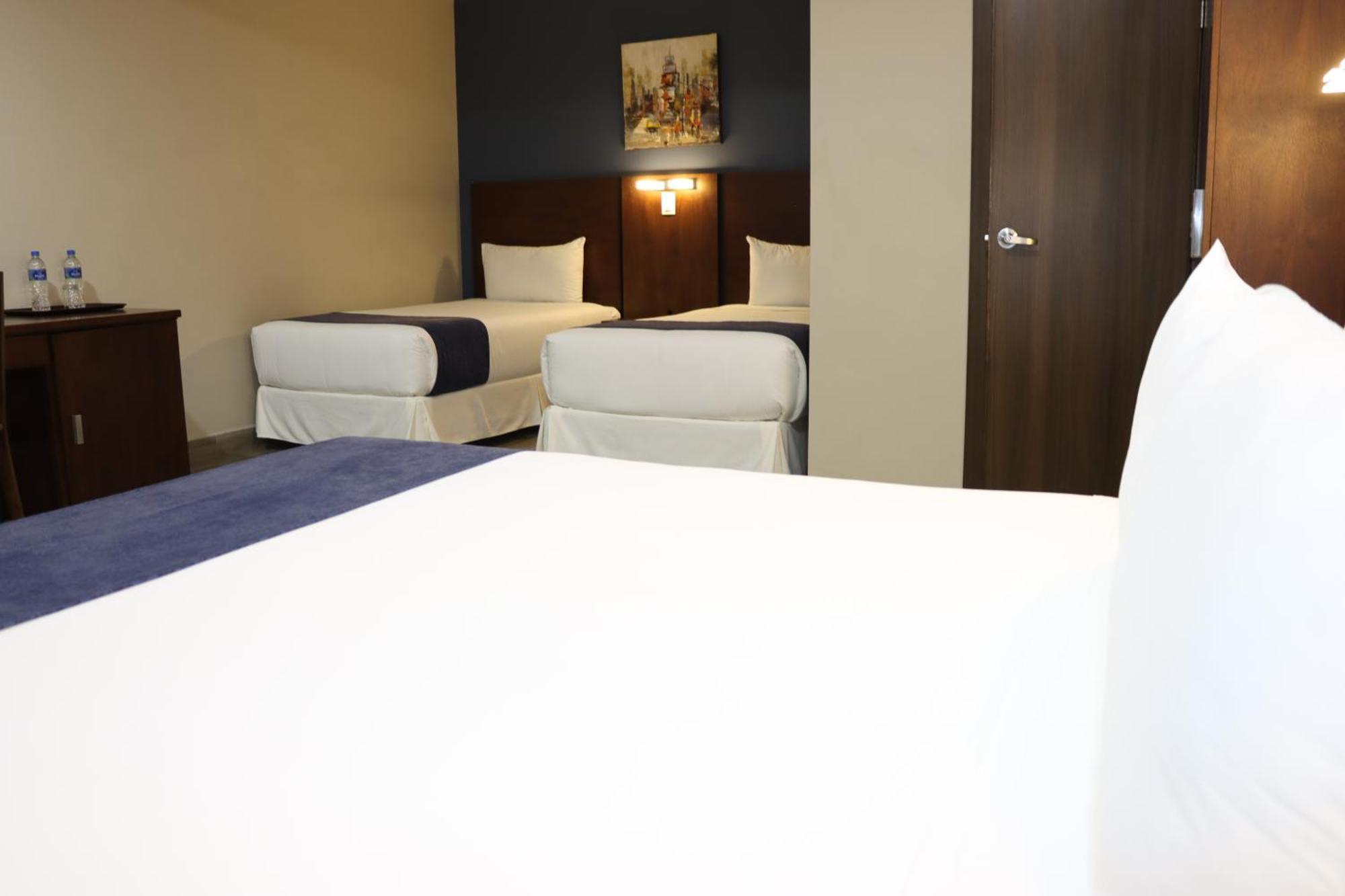 Hotel San Agustin Plaza Latacunga Eksteriør billede