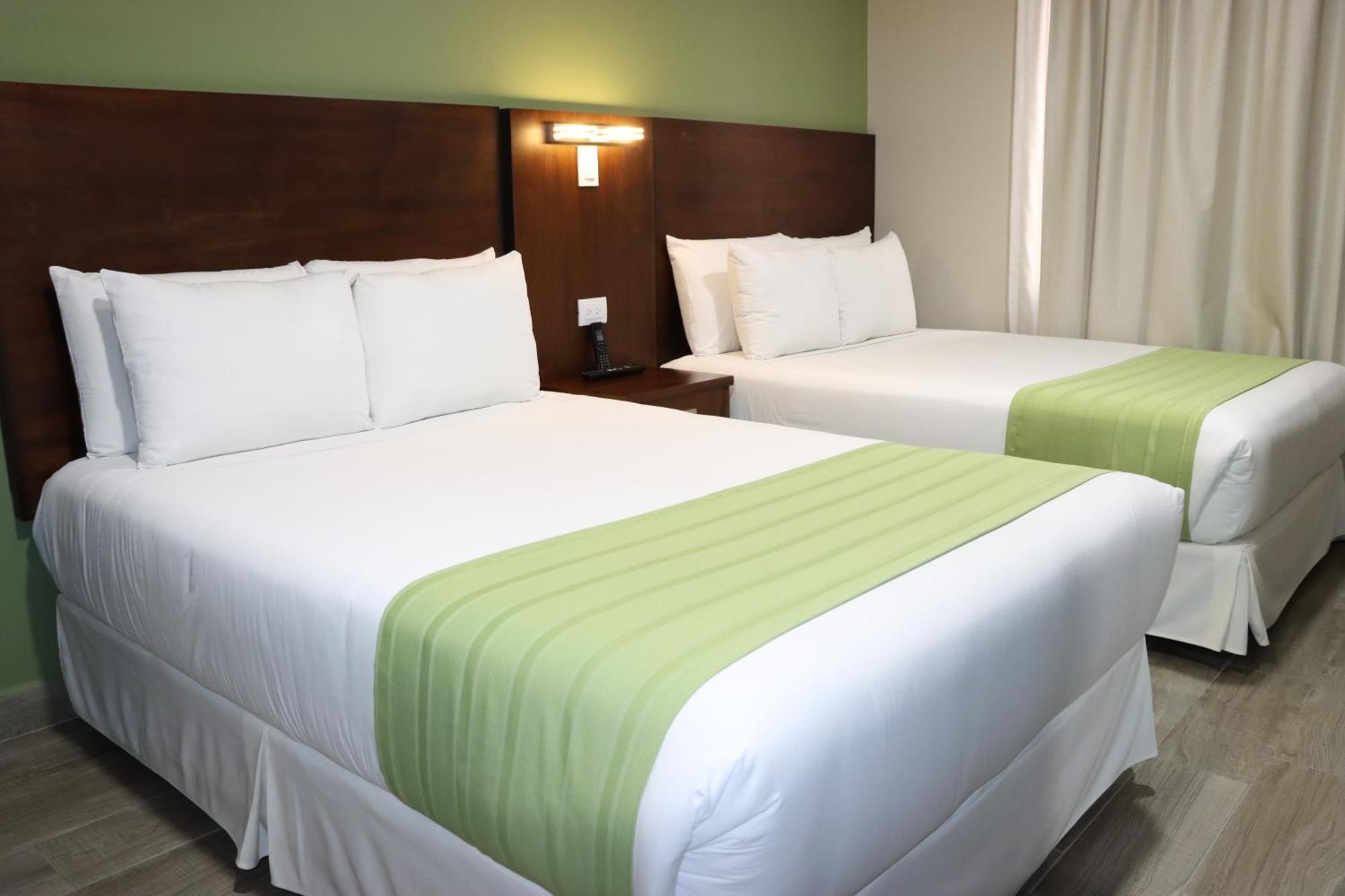 Hotel San Agustin Plaza Latacunga Eksteriør billede