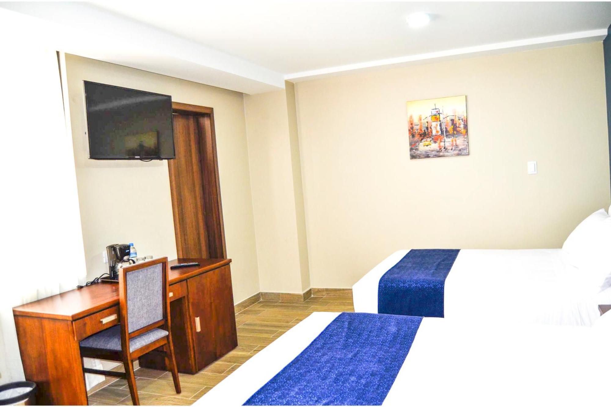 Hotel San Agustin Plaza Latacunga Eksteriør billede