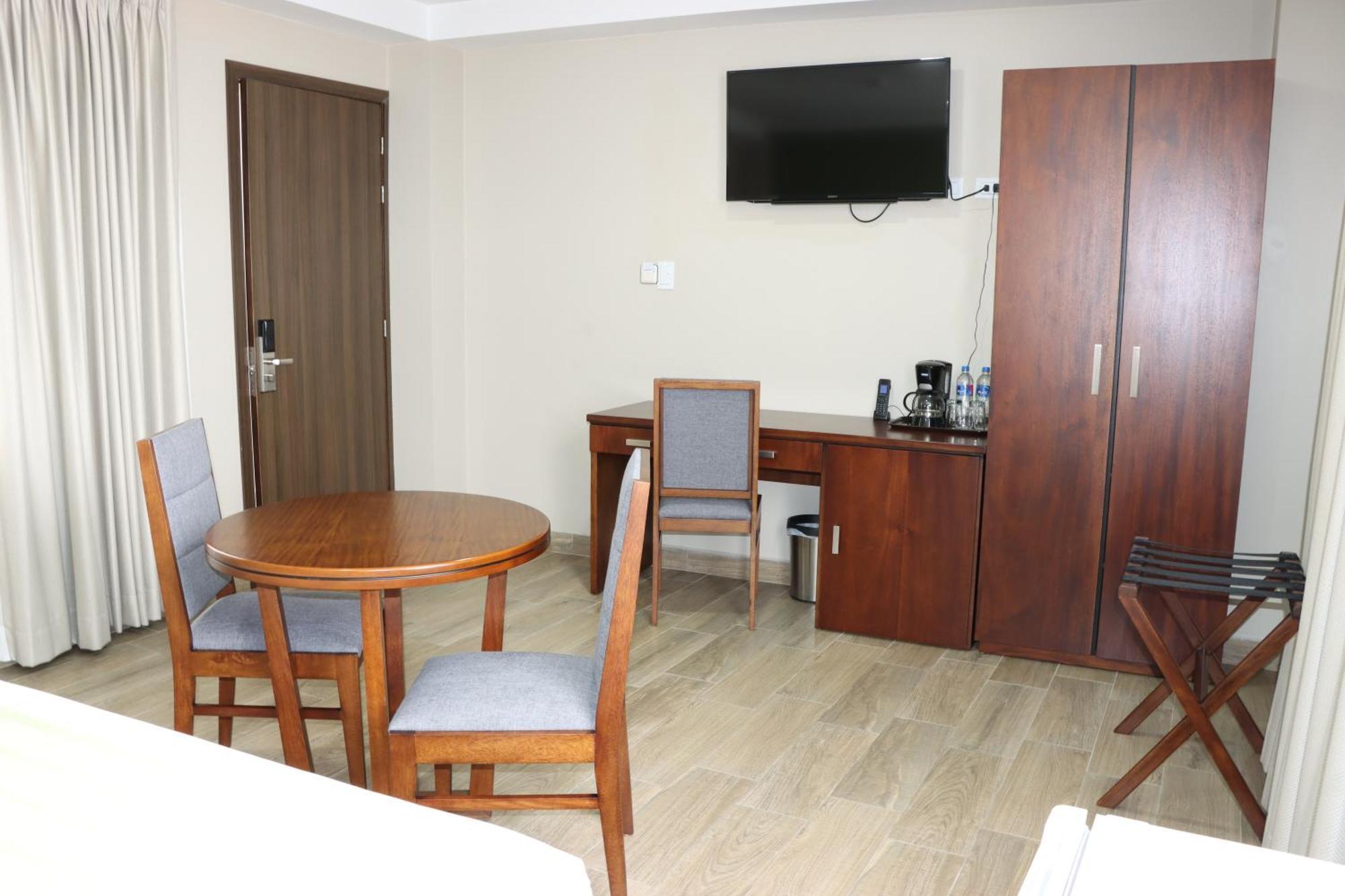 Hotel San Agustin Plaza Latacunga Eksteriør billede
